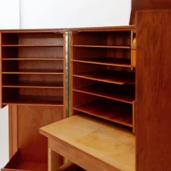 Mummenthaler & Meier zugeschriebener Magic Box Schreibtisch, Schweiz, 1955