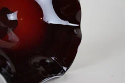 Murano Glas Tafelaufsatz mit dunkelroter Schale, Italien, 1970er