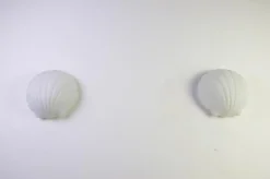 Muschelförmige Wandlampen aus Opalglas von Glashütte Limburg, 1960er, 2er Set