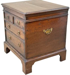 Nachtkästchen aus Eiche, 1720
