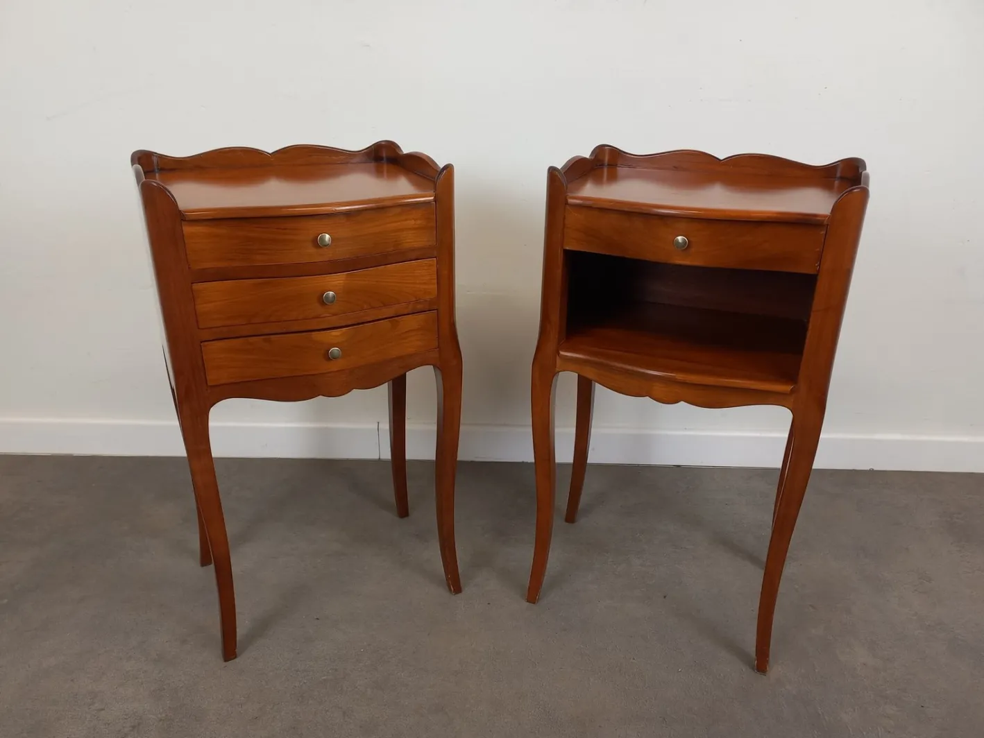 Nachttische im Louis Xv Stil, 1950er, 2er Set