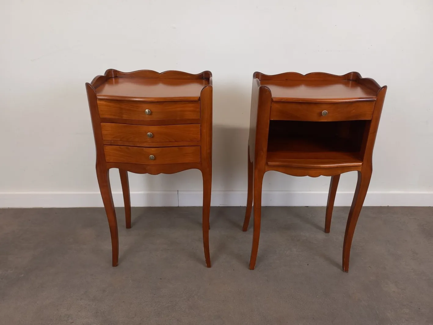 Nachttische im Louis Xv Stil, 1950er, 2er Set