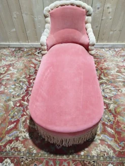 Napoleon III Samt-Chaiselongue in Rosa