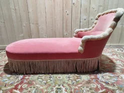 Napoleon III Samt-Chaiselongue in Rosa