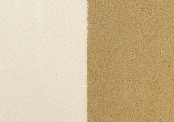 Naturweißer Triangle Shape Out Teppich von Marqqa