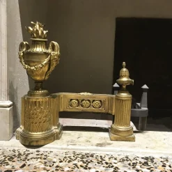 Neoklassizistische Bügel aus Bronze & Eisen, Mitte 18. Jh., Frankreich, 2er Set
