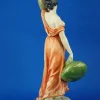 Neoklassizistische Porzellanfigur, 20. Jh., Römischer Wasserträger von Guido Cacciapuoti, Italien, 1920er