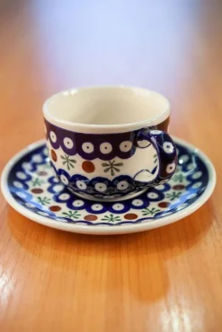 Neue Keramiktassen mit Lotus Flower Untertasse von Zakłady Ceramiczne Bolesławiec, 4 . Set