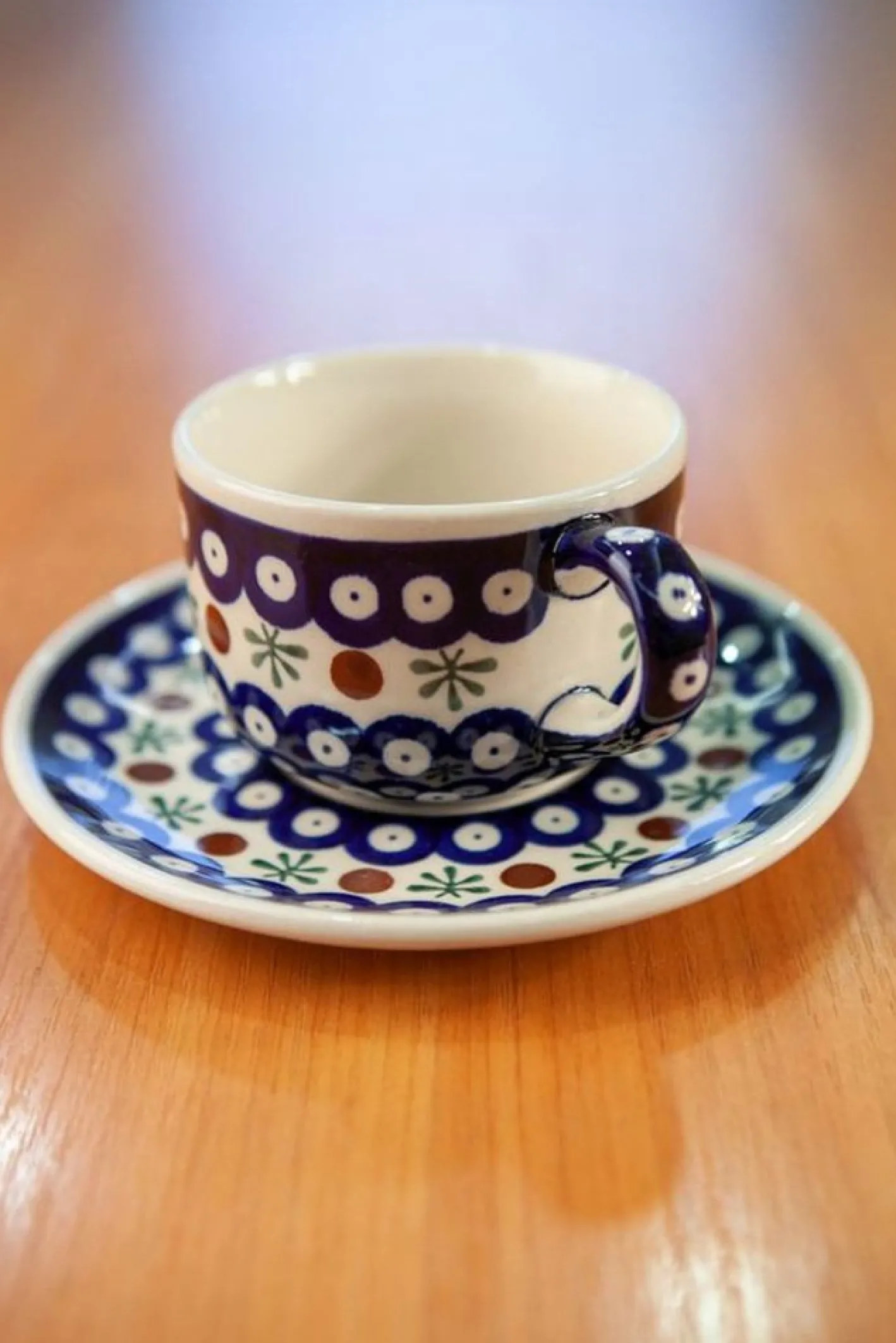 Neue Keramiktassen mit Lotus Flower Untertasse von Zakłady Ceramiczne Bolesławiec, 4 . Set