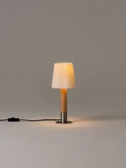 Nickel Básica Mínima Tischlampe von Santiago Roqueta für Santa & Cole