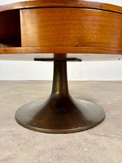 Niedriger italienischer Tisch mit versteckter Schublade, 1960er