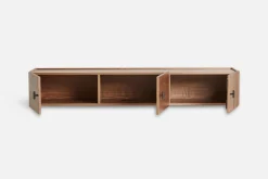Niedriges Array Sideboard 150 aus Nussholz von Says Who