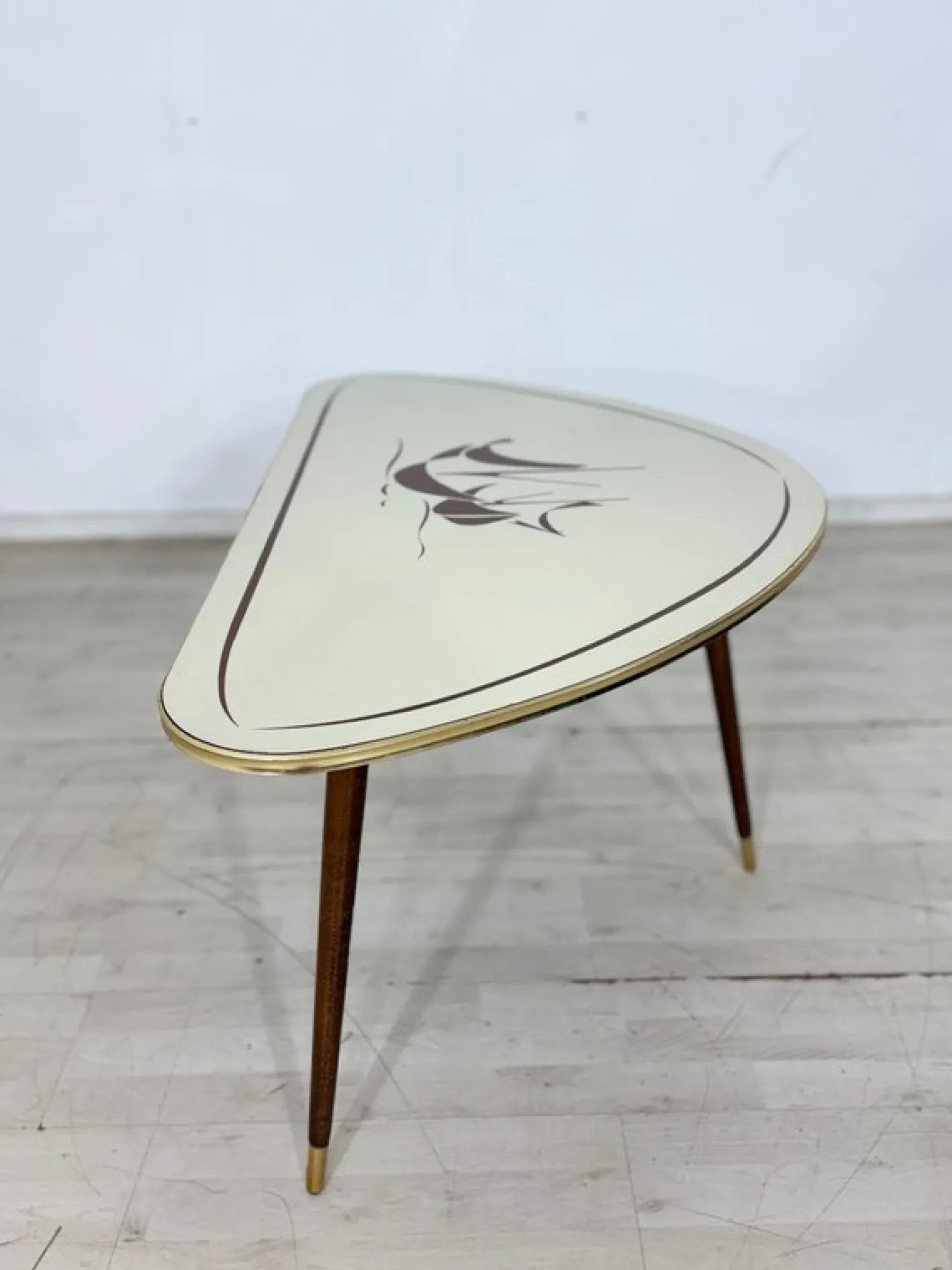 Nierenförmiger Mid-Century Couchtisch mit Grafischem Dekor