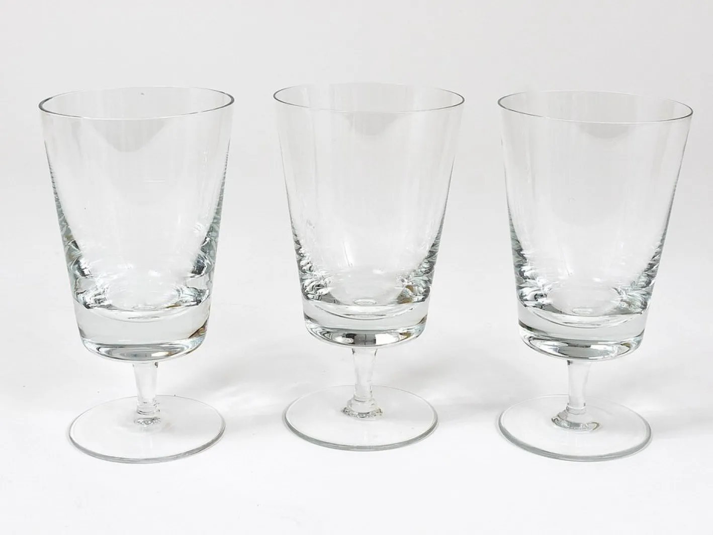 Oswald Haerdtl zugeschriebene Mid-Century Weingläser aus Kristallglas, Österreich, 1950er, 6er Set