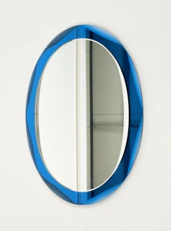 Ovaler Mid-Century Wandspiegel mit blauem Rahmen im Stil von Cristal Arte, Italien, 1960er