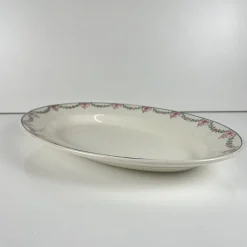 Ovaler Teller mit Girlanden-Muster in Rosa & Grün von Longwy, frühes 20. Jh