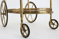 Ovaler Vintage Barwagen aus Messing & Glas von Maison Baguès, 1950er