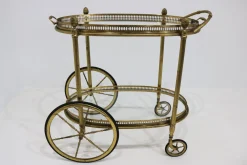 Ovaler Vintage Barwagen aus Messing & Glas von Maison Baguès, 1950er