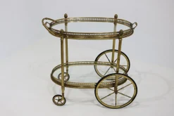 Ovaler Vintage Barwagen aus Messing & Glas von Maison Baguès, 1950er