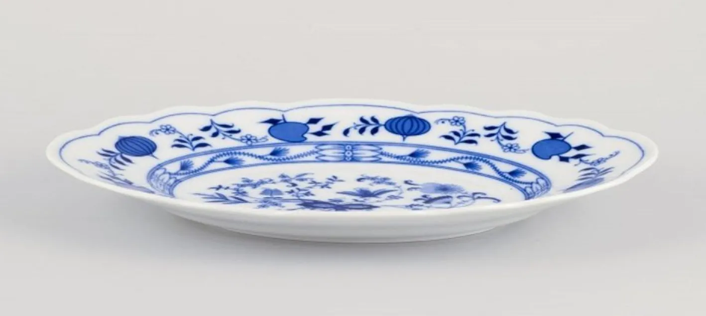 Ovales Serviergeschirr mit blauem Zwiebelmuster von Stadt Meißen, Deutschland, 2er Set