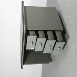 Palazzo Montecatini Metall Schreibtisch mit Lederplatte von Gio Ponti für Antonio Parma Saronno, 1930er