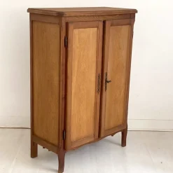 Pariser Buffet mit Schuhablage, 1970er