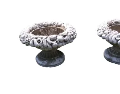 Pflanzgefäße aus Stein mit dekorativen Gesichtern, 1950er, 2er Set