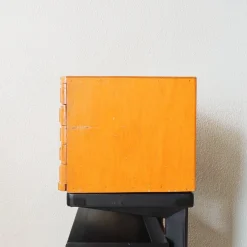 Portugiesischer Vintage Spool Schrank von Liz, 1950er