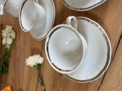 Porzellanservice von Thun, Ehemalige Tschechoslowakei, 12 . Set