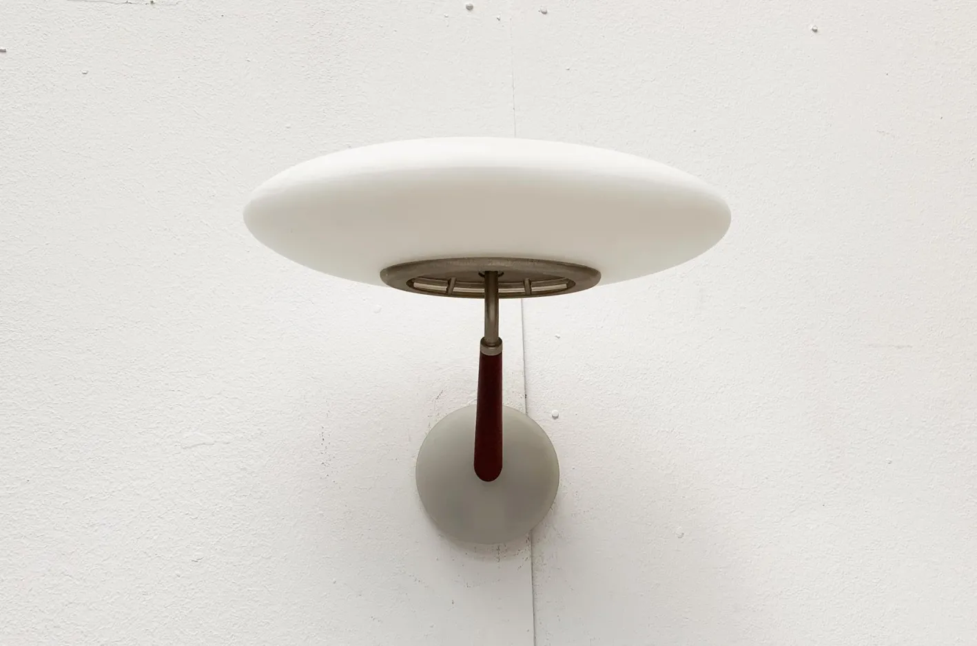 Postmoderne italienische Modell Pao W Wandleuchte von Matteo Thun für Arteluce, 1990er