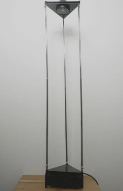 Postmoderne Kandido Lampe von Ferdinand Porsche, 1980er