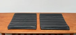 Postmoderne Kreuzschwinger Leder Stuhlauflagen von Till Behrens, 1980er, 2er Set
