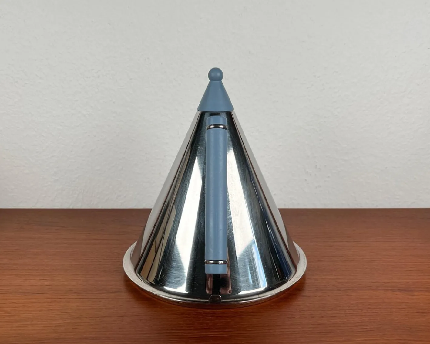 Postmoderner deutscher Wasserkocher aus Edelstahl von Fissler, 1980er