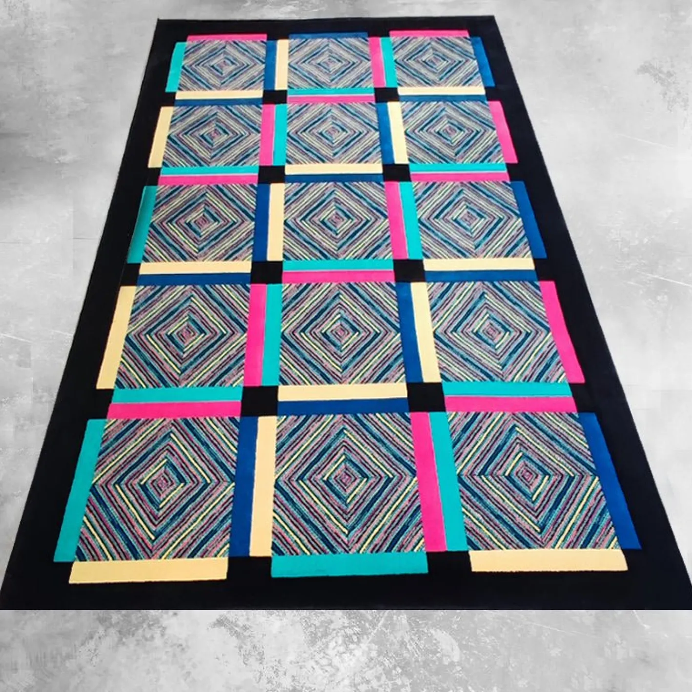 Postmoderner italienischer Wollteppich mit geometrischem Muster von Ottavio Missoni, 1990er