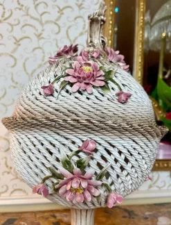 Potpourri Schale aus Porzellan mit Fuß von Capodimonte