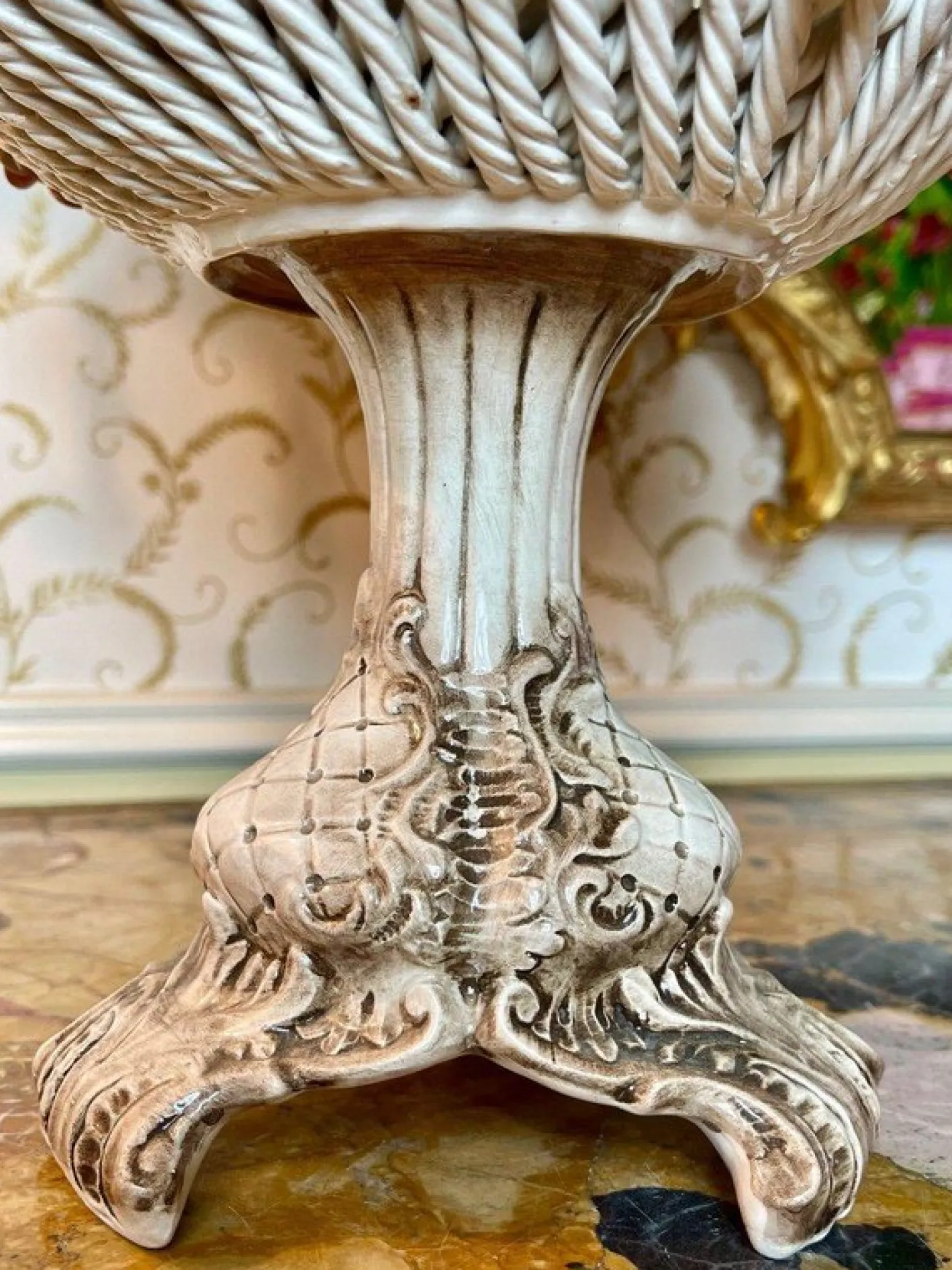 Potpourri Schale aus Porzellan mit Fuß von Capodimonte
