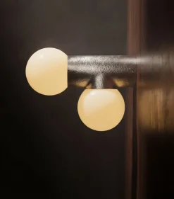 PP02 Wandlampe von Wojtek Olech