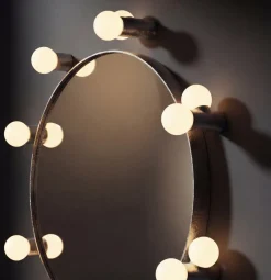 PP02 Wandlampe von Wojtek Olech