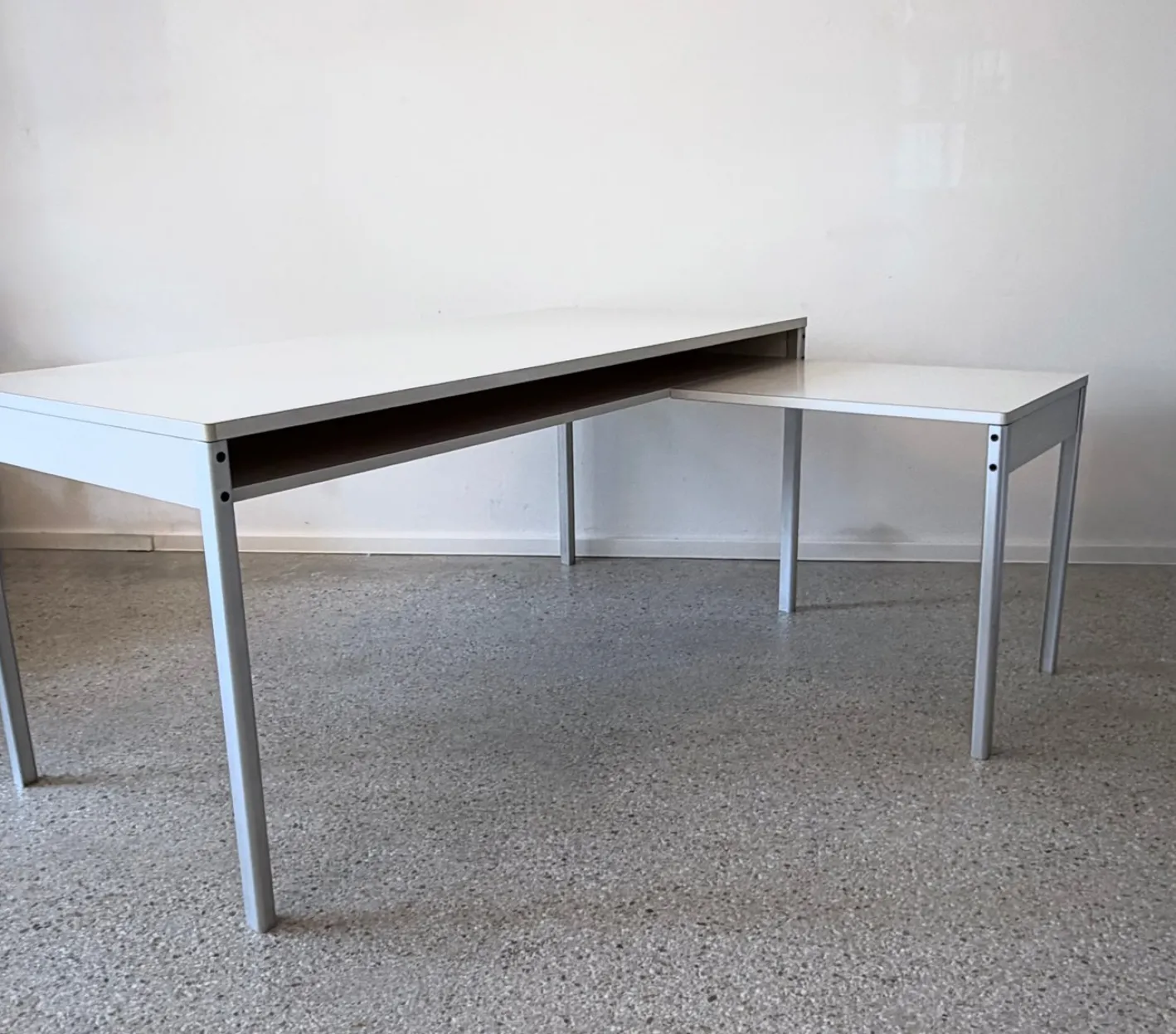 Program 570 Schreibtisch mit Schreibmaschinentisch Verlängerung von Dieter Rams für Vitsoe, 1970er, 2er Set