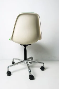 PSC Stuhl aus Fiberglas von Eames für Herman Miller, 1960er