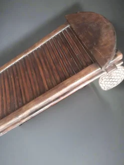 Pygmäenbett aus Holz, Kamerun, 1960er