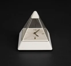 Pyramidenuhr von Hidekatsu Nomizu für Tochigi Tokei, 1989