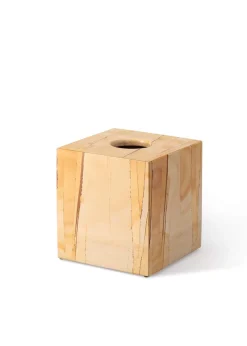 Quadratische Taschentuchbox aus Marmor in Sand von Royal Bee Design