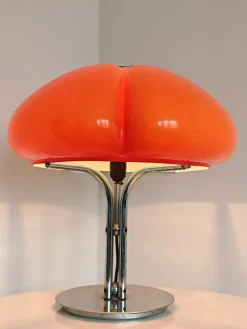 Quadrifoglio Tischlampe aus Acryl in Orange von Guzzini, Former Yugoslavia, 1970er