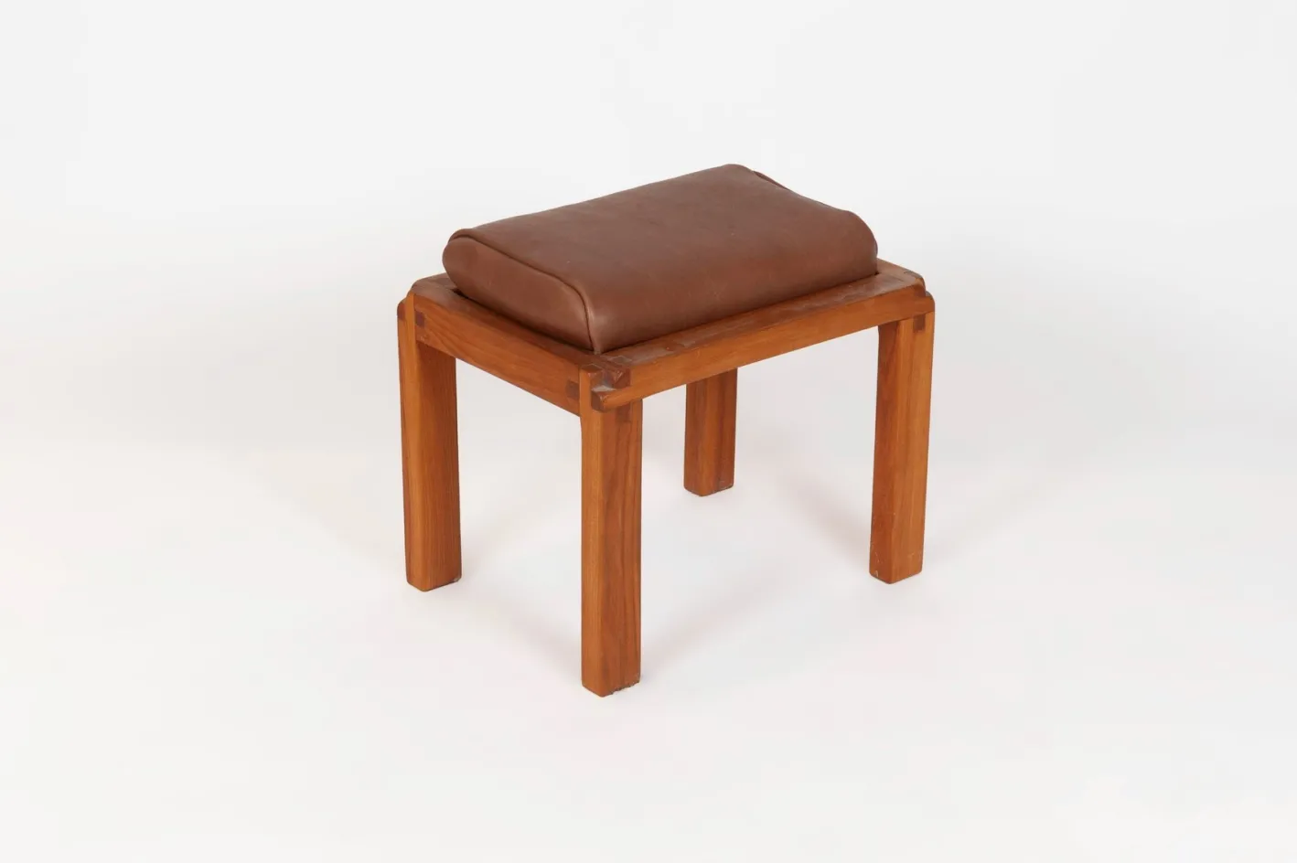 R05A Frisiertisch und S05Y Hocker von Pierre Chapo, 1989, 2er Set