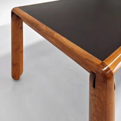 Rechteckiger Modell 781 Tisch aus Holz von Vico Magistretti für Cassina, 1970er