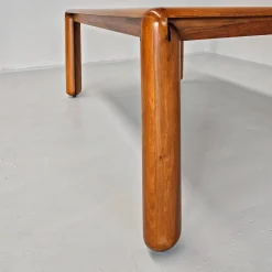 Rechteckiger Modell 781 Tisch aus Holz von Vico Magistretti für Cassina, 1970er