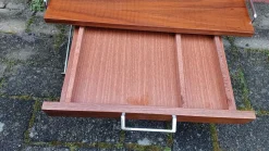 Regal & Zeitungsständer im Stil von String, 1970er