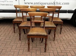 Regency Mahagoni Esstisch und Stühle mit abklappbaren Ledersitzen, 7 . Set