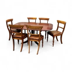 Regency Mahagoni Esstisch und Stühle mit abklappbaren Ledersitzen, 7 . Set